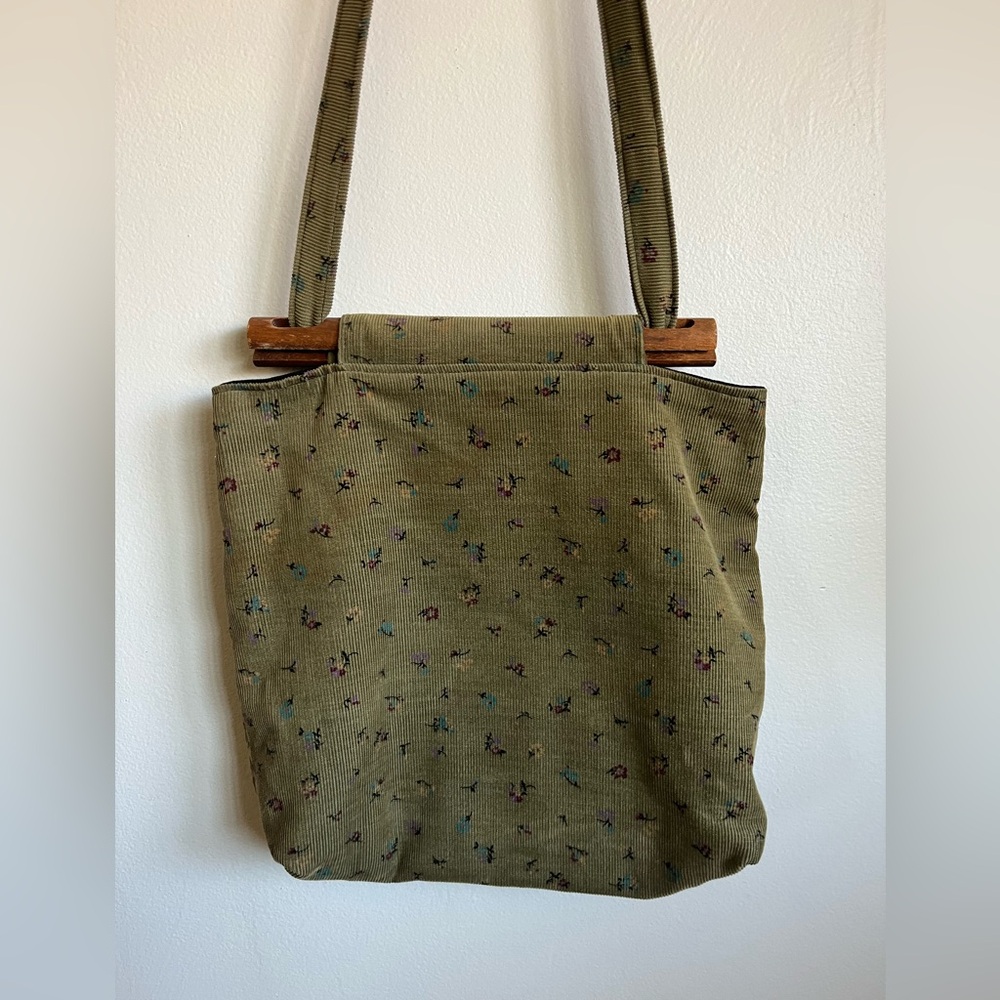 SOLD • Vintage | corduroy bag
